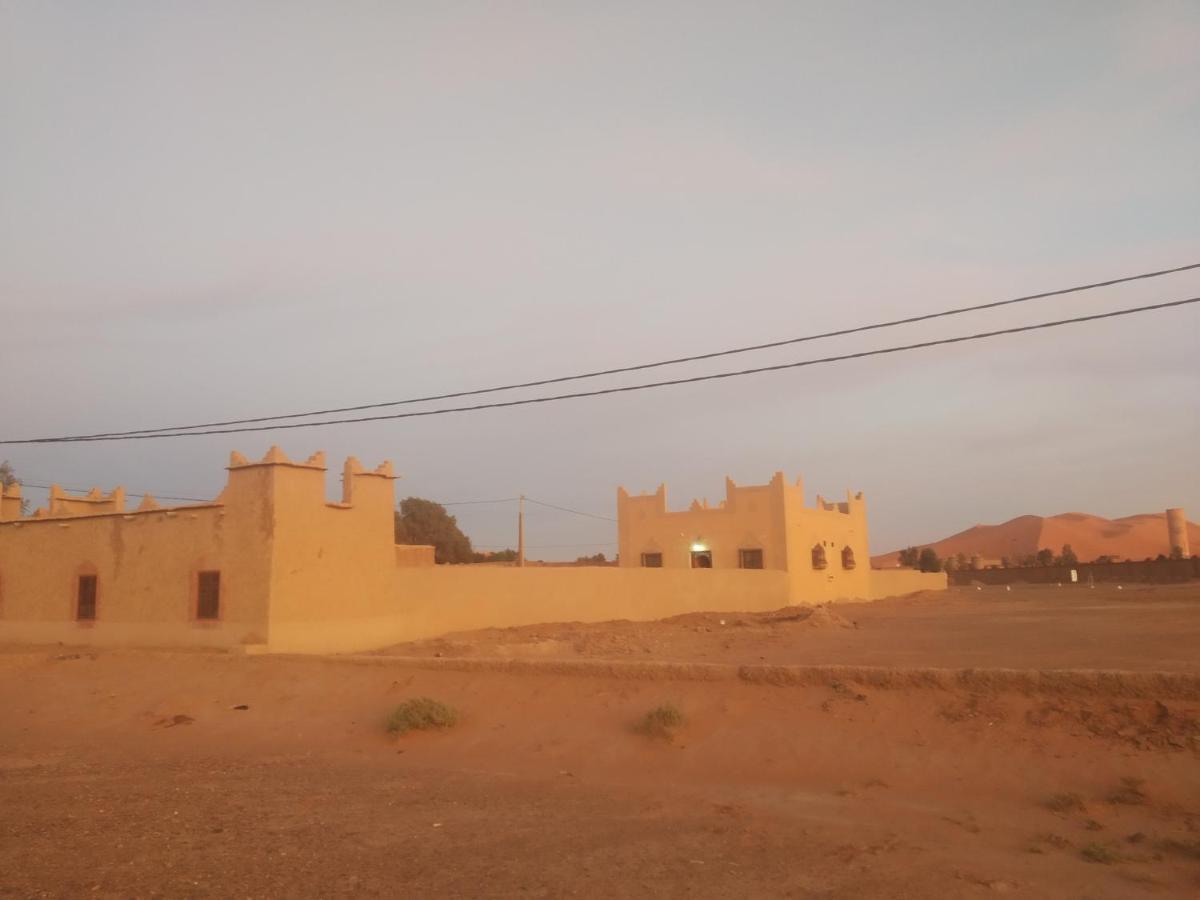 Maison Riad Tamarighte Merzouga Bagian luar foto