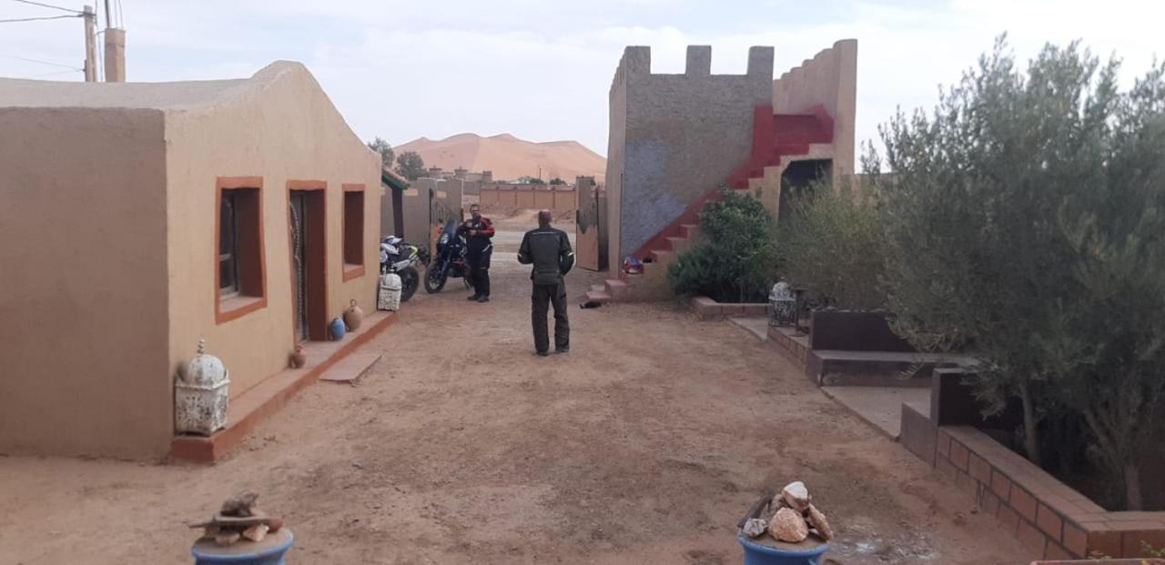 Maison Riad Tamarighte Merzouga Ruang foto