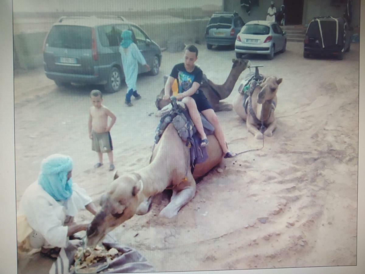 Maison Riad Tamarighte Merzouga Bagian luar foto